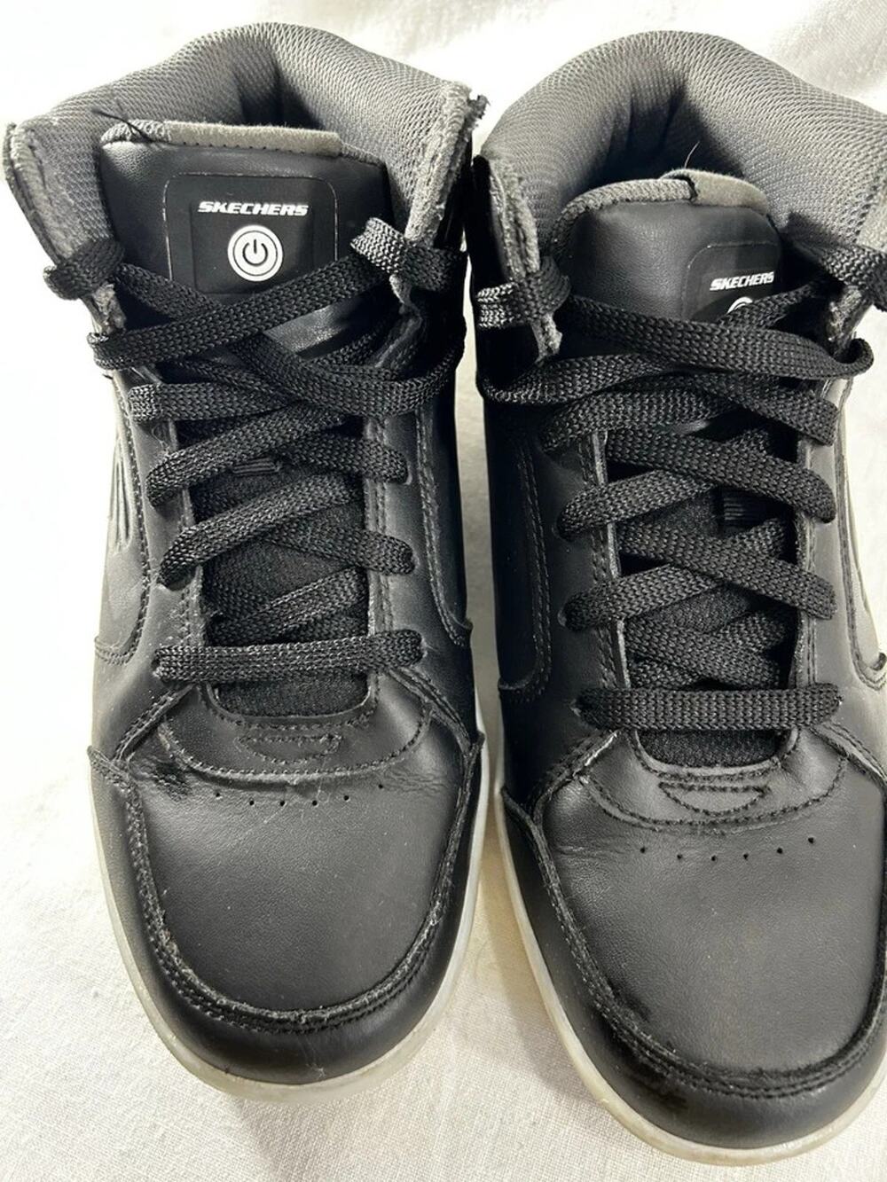 Skechers - Energy -Women’s Sneakers - Black - 7 Size High Tops